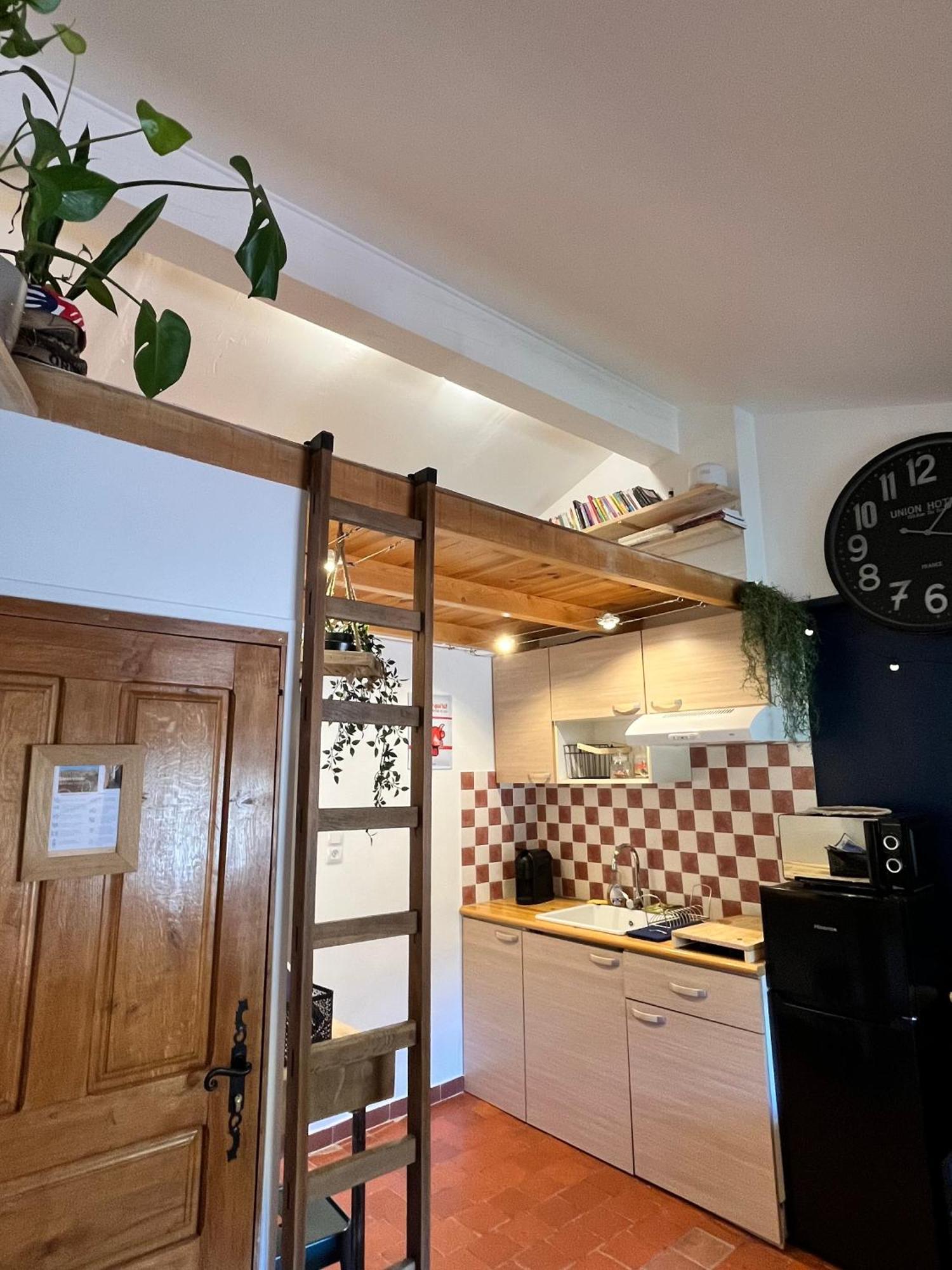 Apartmán Cosy Provencal Belgentier Exteriér fotografie